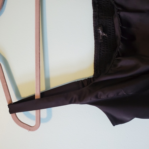 SILKY Black Semi-Cropped Top - Picture 2 of 4